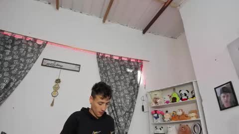 Snapshot of megan_and_clohe chatting on 16, 9, 2025 M E G A N online show from 16, 9, 2025