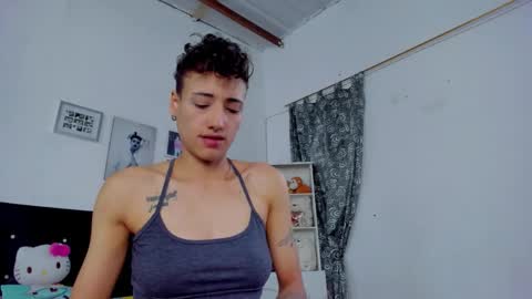 Snapshot of megan_and_clohe chatting on 28, 11, 2025 M E G A N online show from 28, 11, 2025