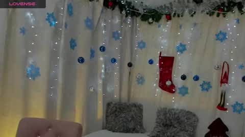 Snapshot of megan_anderson7 chatting on 13, 12, 2024 Megan Anderson online show from 13, 12, 2024