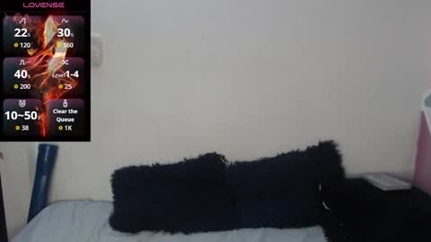 Megan and sophi online show from 25, 10, 2025