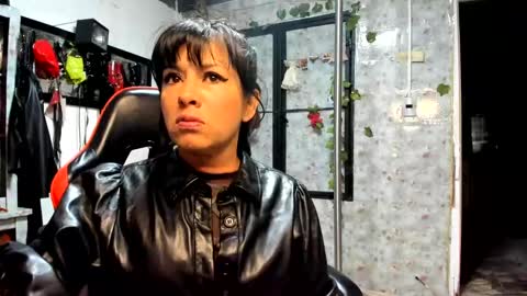 megan grace 20 online show from 18, 2, 2025