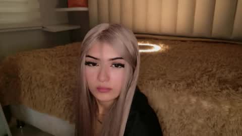     online show from 19, 3, 2026