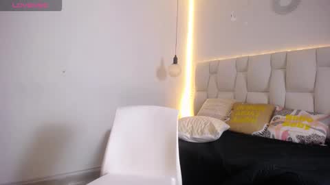 megan_quinn21 online show from 10, 3, 2026