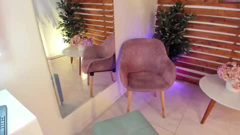 megan_raiin online show from 12, 3, 2025