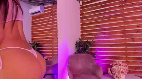 megan_raiin online show from 5, 11, 2025