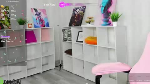 Snapshot of megan_violer chatting on 20, 7, 2026 Megan Mon Fri 1600-2200pm Tue Wen Sat 0900-1600pm online show from 20, 7, 2026