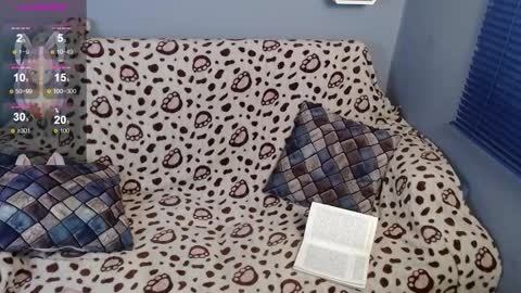 Snapshot of megan_weed chatting on 18, 12, 2025 megan_weed online show from 18, 12, 2025