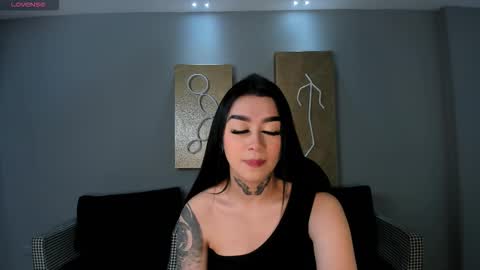 Megan Cross online show from 3, 12, 2025