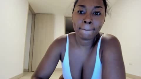 meganmir1 online show from 22, 1, 2025