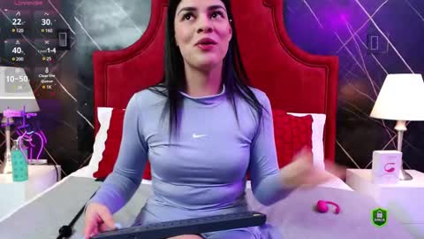 Snapshot of meganmistress_ chatting on 5, 3, 2025 MeganM online show from 5, 3, 2025