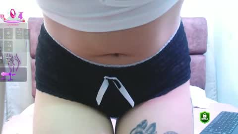 Snapshot of meganmistress_ chatting on 8, 3, 2025 MeganM online show from 8, 3, 2025