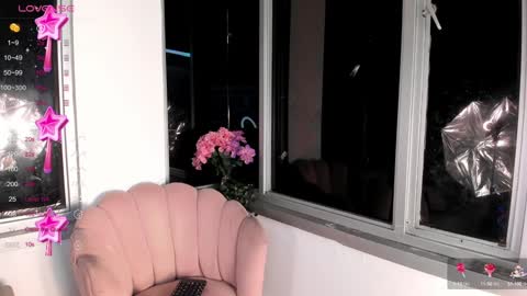 Snapshot of megann__sweet chatting on 6, 1, 2025 Mara online show from 6, 1, 2025