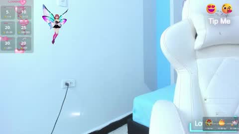 Snapshot of meganqueen2 chatting on 18, 11, 2025 Megan Queen online show from 18, 11, 2025