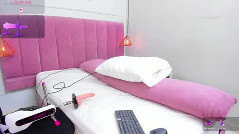 Megan  online show from 4, 11, 2025