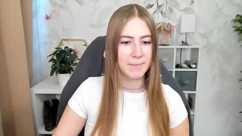 Megan online show from 3, 10, 2025