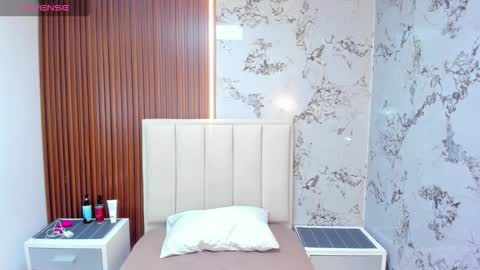 M E G A N  online show from 19, 3, 2026