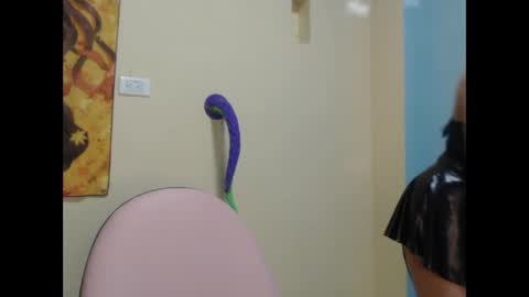 Snapshot of megara_love chatting on 27, 11, 2025 megara_love online show from 27, 11, 2025