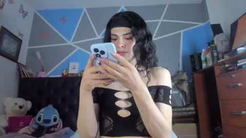 Alejandra 3 online show from 19, 10, 2025