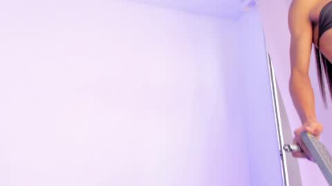 meghanallen_ online show from 9, 4, 2026