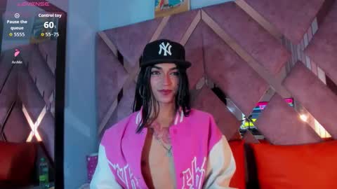 Snapshot of meghanqueen__ chatting on 17, 2, 2026 meghanqueen__ online show from 17, 2, 2026
