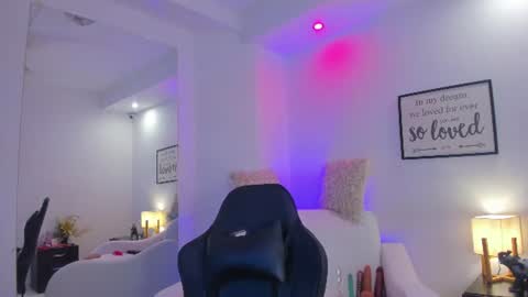 melan_owen online show from 25, 6, 2026