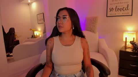 melan_owen online show from 5, 7, 2026