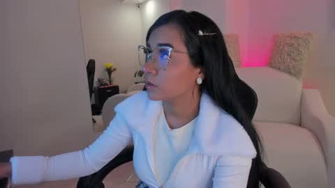 melan_owen online show from 12, 7, 2026