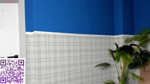 Snapshot of melanie_ryer chatting on 12, 10, 2025 Melanie online show from 12, 10, 2025