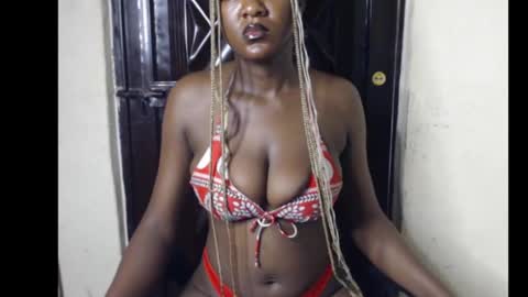 Snapshot of melanin_coco chatting on 21, 11, 2025 Bene online show from 21, 11, 2025