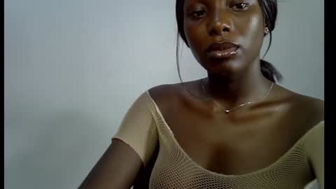 Snapshot of melanine_floral chatting on 5, 2, 2025 Praiz online show from 5, 2, 2025