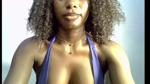 Snapshot of melanine_floral chatting on 24, 2, 2025 Praiz online show from 24, 2, 2025