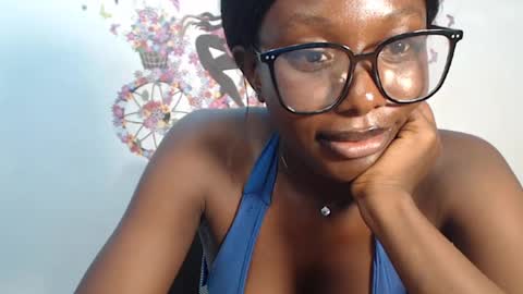 Snapshot of melanine_floral chatting on 11, 3, 2025 Praiz online show from 11, 3, 2025