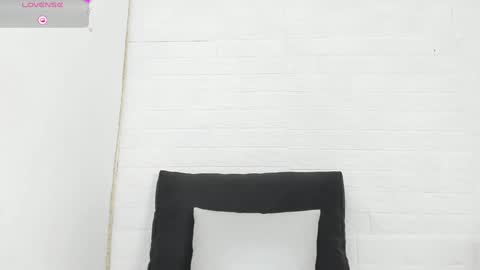 melannie roses online show from 8, 2, 2025