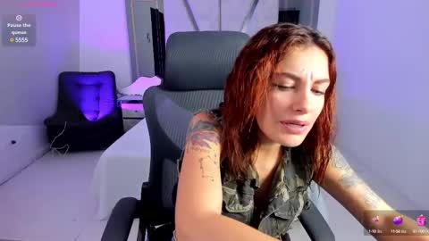 Snapshot of melanny_luv chatting on 23, 2, 2025 MelanyLuv online show from 23, 2, 2025