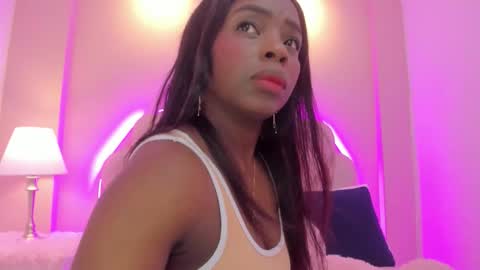 Melanie online show from 5, 10, 2025