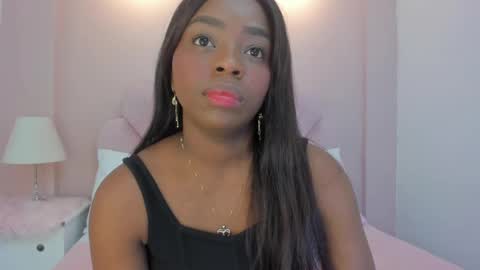 Snapshot of melany_ebonyy chatting on 4, 11, 2025 Melanie online show from 4, 11, 2025