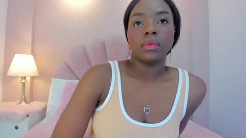 Snapshot of melany_ebonyy chatting on 10, 11, 2025 Melanie online show from 10, 11, 2025