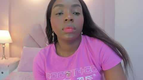 Snapshot of melany_ebonyy chatting on 20, 11, 2025 Melanie online show from 20, 11, 2025