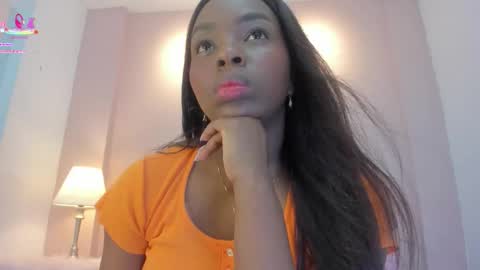 Snapshot of melany_ebonyy chatting on 30, 11, 2025 Melanie online show from 30, 11, 2025
