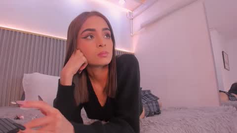 melany_hoffman online show from 16, 11, 2025