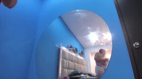 Melany  online show from 10, 4, 2026