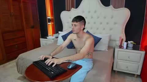 Snapshot of melanyandjecob chatting on 25, 2, 2026 MelanyANDjacob online show from 25, 2, 2026