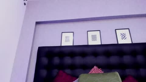 MeleekXXX online show from 10, 3, 2025