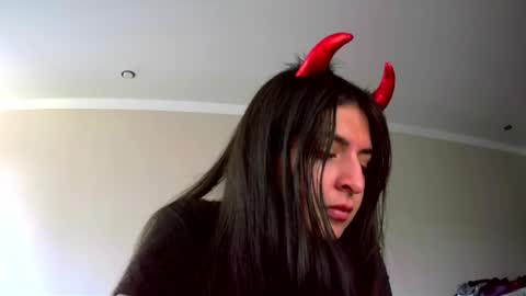 melena_caramel online show from 14, 4, 2026