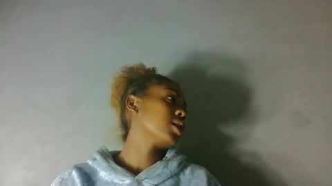 meliana98 online show from 29, 10, 2025