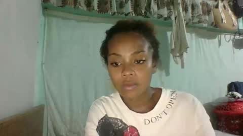 meliana98 online show from 15, 12, 2025