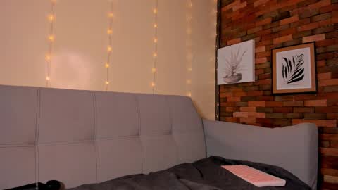 melifresita online show from 28, 12, 2024