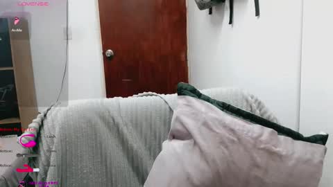 Snapshot of melissa_and_dany chatting on 14, 11, 2025 Melissas Corner online show from 14, 11, 2025