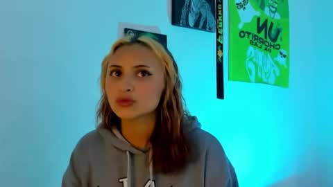 Snapshot of melissa_noir chatting on 19, 11, 2025 melissa_noir online show from 19, 11, 2025