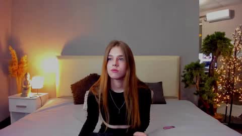 Snapshot of melissacrayzy chatting on 12, 2, 2025 MelissaCrayzy online show from 12, 2, 2025